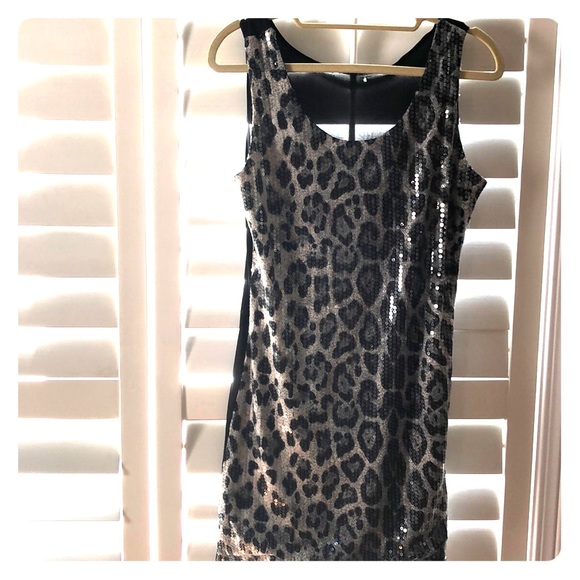 Women’s sequinned b&w cheetah print dress - Picture 1 of 4